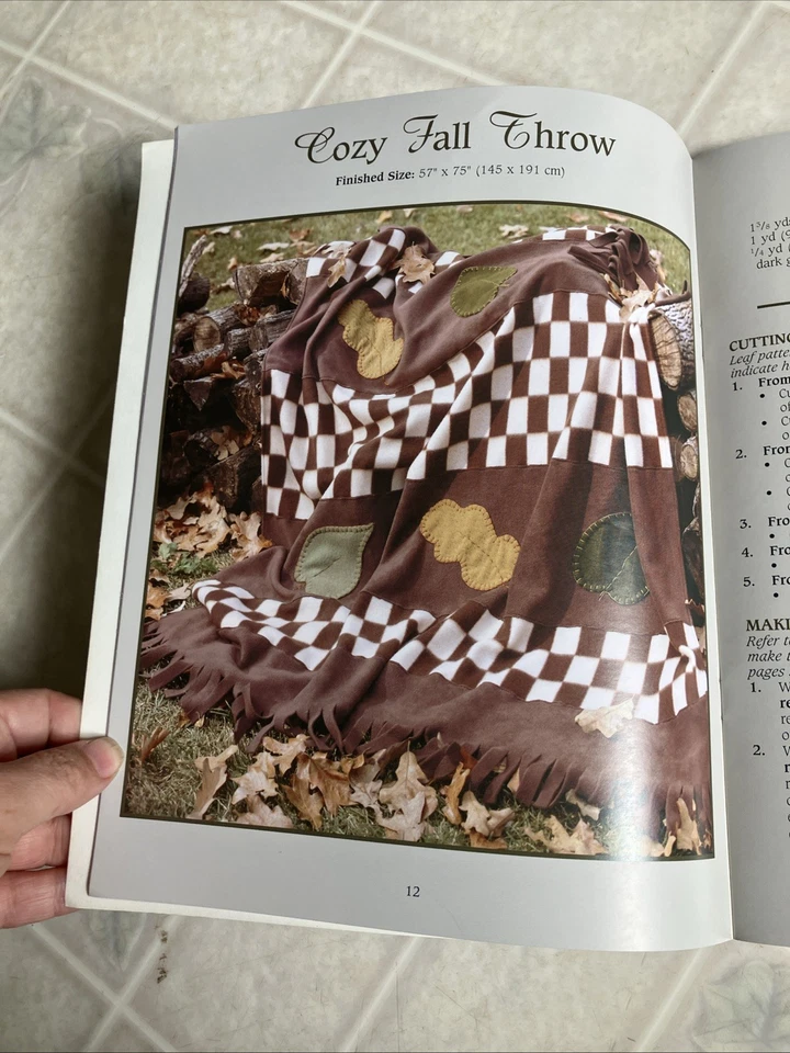 Pattern Booklet Leisure Arts Fleece Throws for the Family - 14 projects - Image 2 of 4