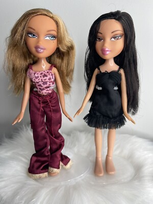 Lot Of ⭐️ Bratz Nighty Nite Yasmin And Jade Dolls Slumber