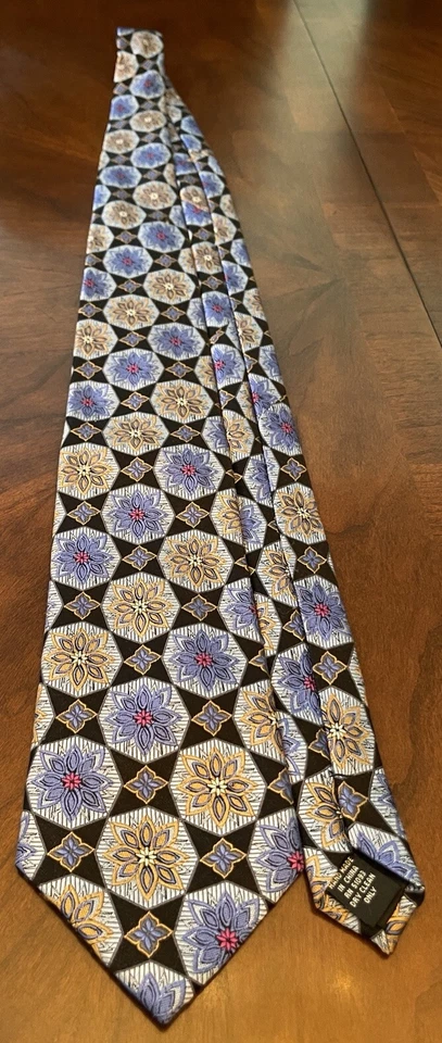 Irvine Park Blue Pink Hand Made 100% Silk Men’s Neck Tie Made In China - Image 3 of 4