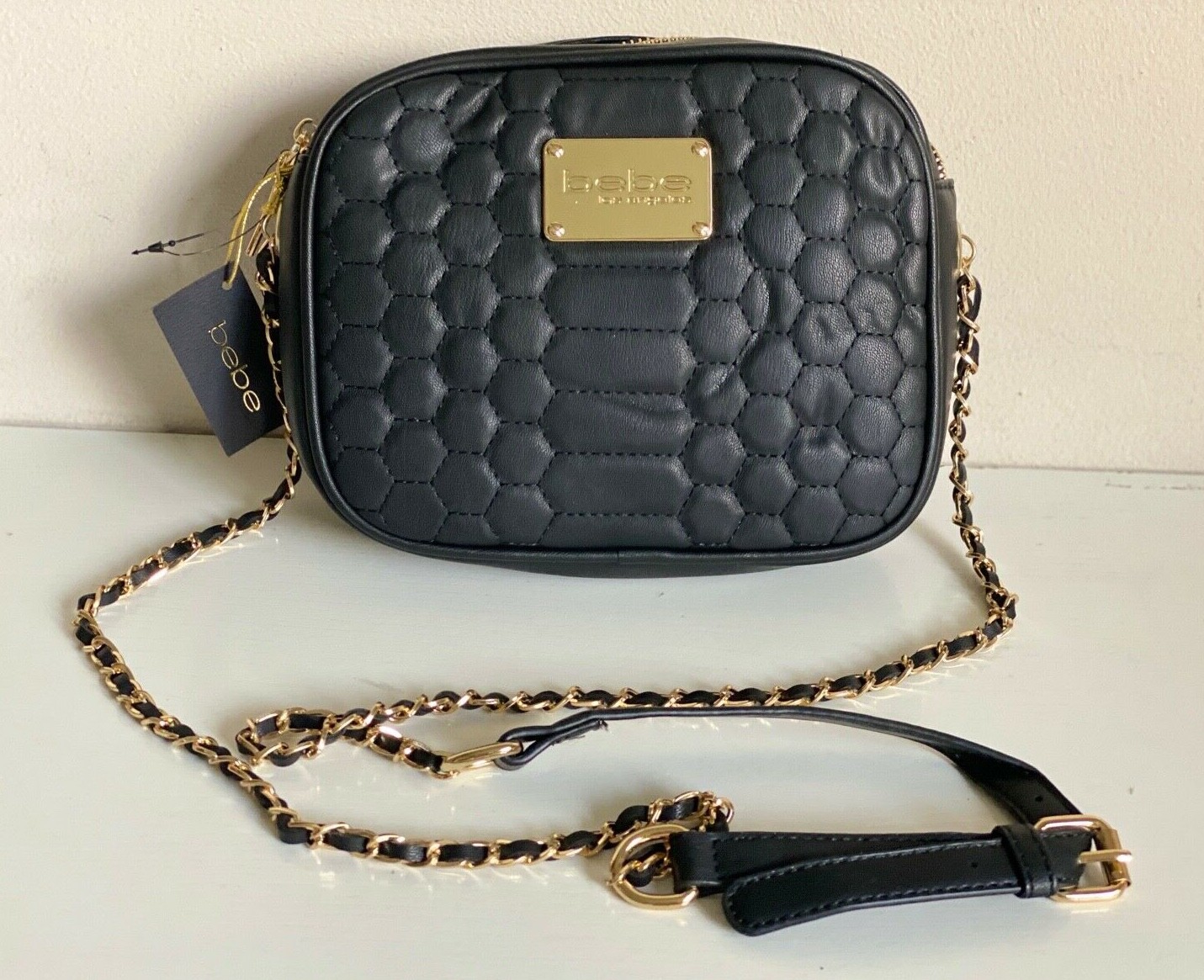New Bebe Black Honey Quilted Crossbody Sling Camera Bag Purse 78 Sale Ebay New Bebe Black Honey Quilted Crossbody Sling Camera Bag Purse 78 Sale Ebay