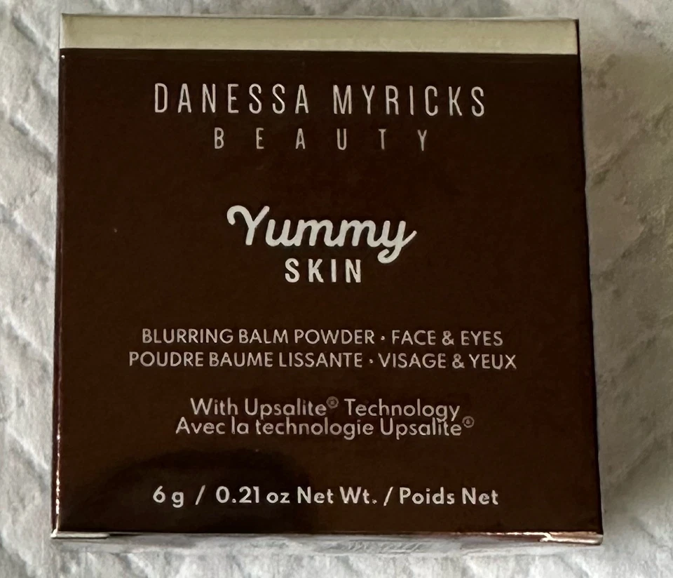 Bálsamo en polvo desenfocante para piel Danessa Myricks UNIVERSAL 6 g,21 oz sellado. Foto 2 de 4