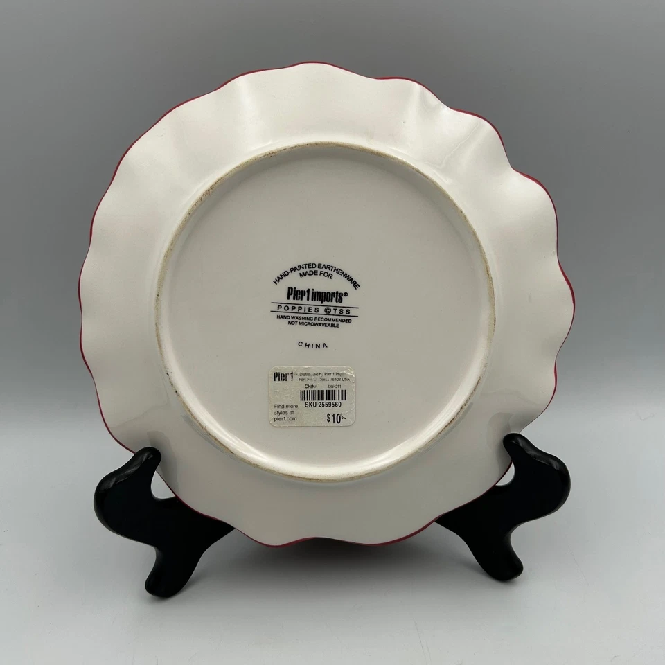 Nuevo con etiquetas Plato de ensalada de flores rojas Pier 1 Imports Poppy 8" loza pintada a mano Foto 2 de 4