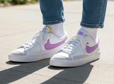 Nike Blazer Low '77 GS , White/Fushia, Size: 7Y, DA4074-119. Youth Size