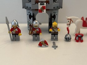 Lego Set 7948 Outpost Attack - Castle/Kingdoms- Knight- Lot Of 3