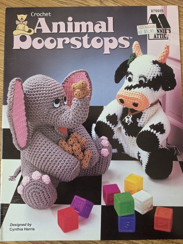 Annie's Attic Crochet Animal Doorstops Pattern Book #879605 - 5 Designs