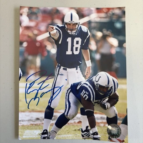 Peyton Manning  Autographed 8x10 Photo Picture autograph with COA
