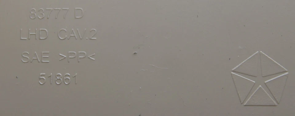 Dodge Caliber 2010-2012 Guantera Puerta Beige Pastel Nuevo OEM 1QY34BD3AA Foto 4 de 4