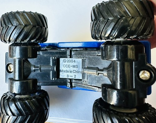 2004 Monster Jam Blue Thunder Ford Tough Pullback 4x4 Car Made In China - Picture 6 of 6