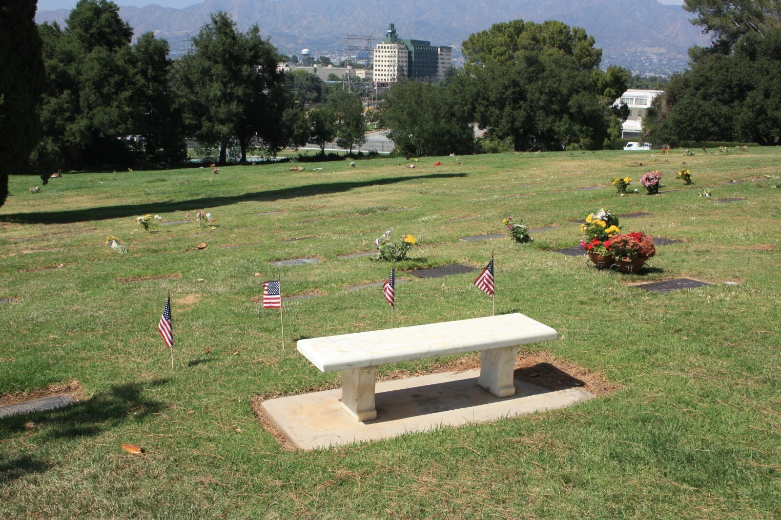 Forest Lawn HOLLYWOOD HILLS ** SINGLE/DOUBLE PLOT ** Available For Sale