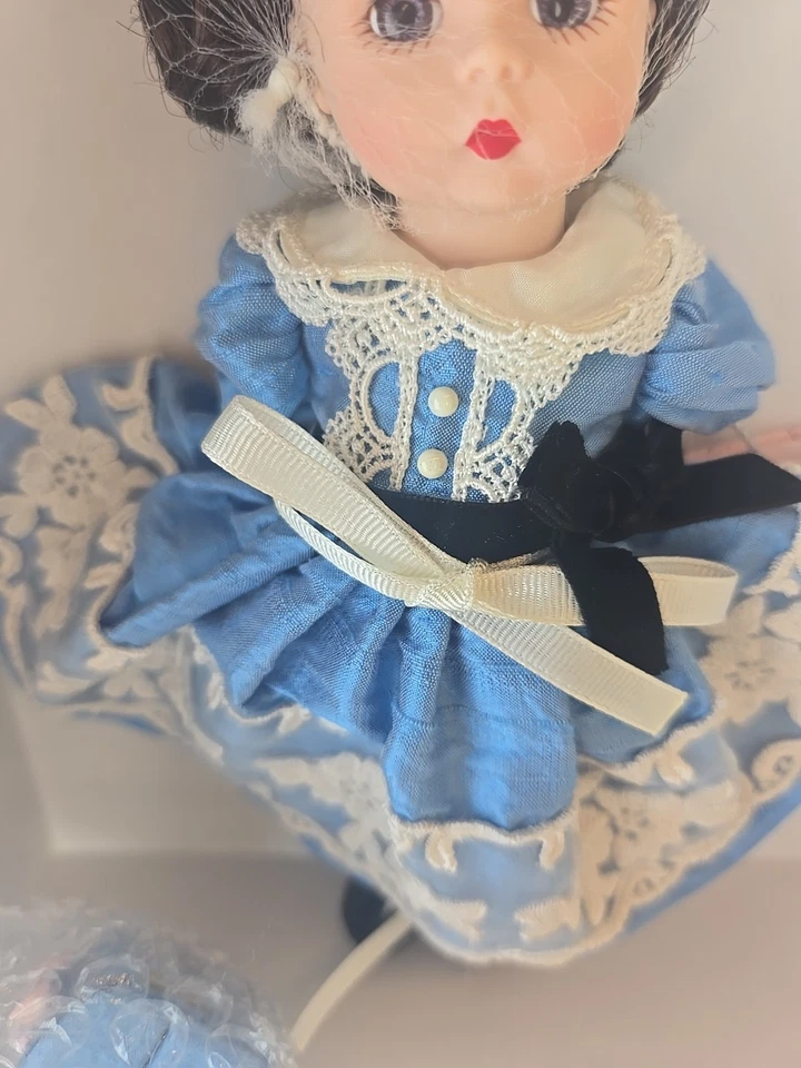 Muñeca rara Madame Alexander "Wendy's Favorite Keepsake" #36780–8′′ - LE876/1500–NRFB Foto 3 de 4