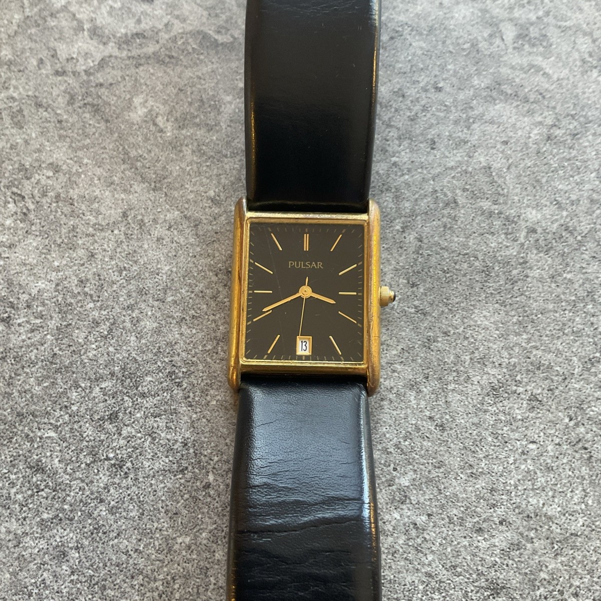 Vintage Pulsar Mens Tank Style Watch VX32-X343 26mm Gold Tone Case