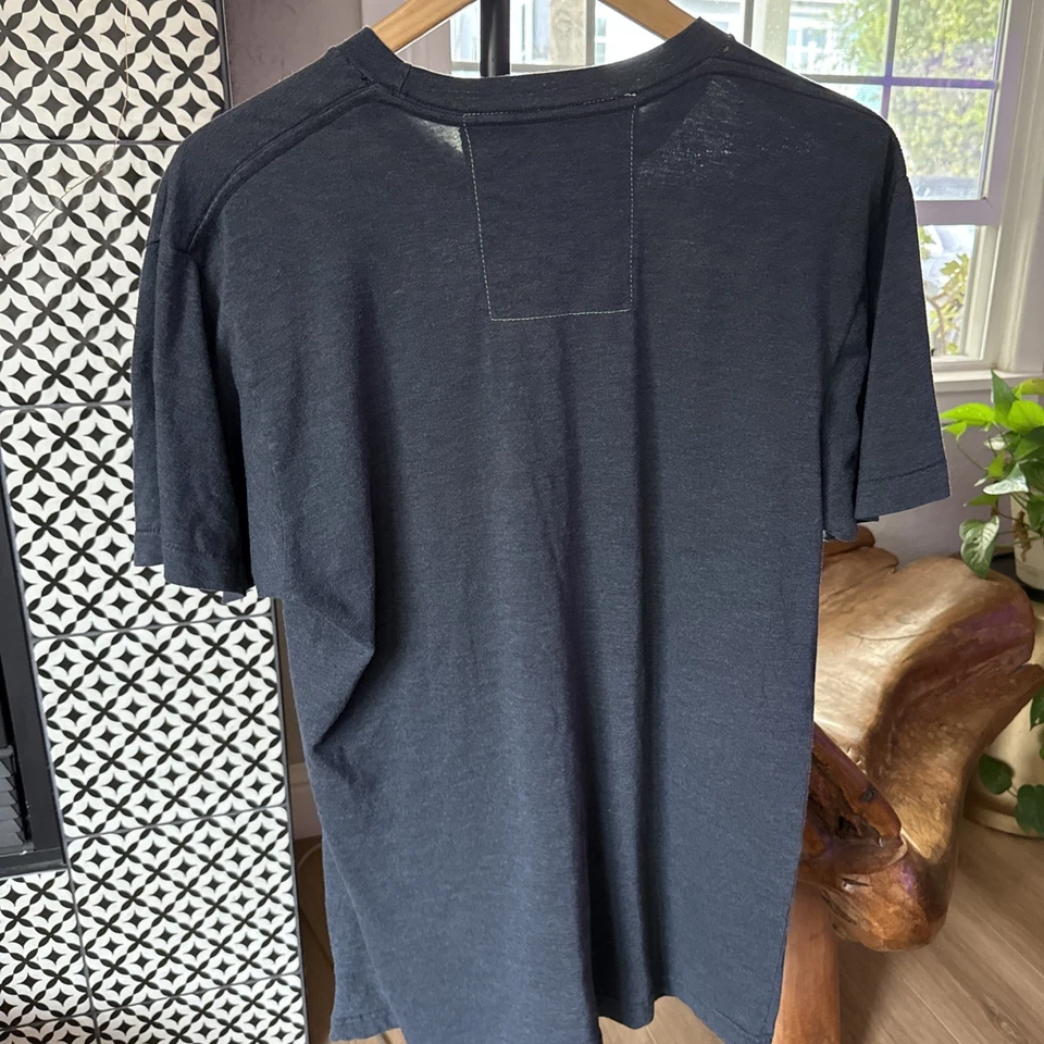 Camiseta Aviator Nation Lightning Bolt Logo Para Hombre Grande Gris Carbón Logo Foto 4 de 4