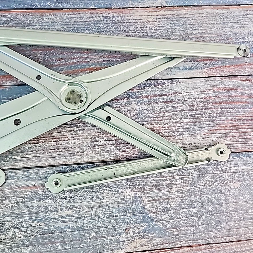 Регулятор стеклоподъемника передний правый для Toyota Matrix Pontiac Vibe Dorman 748221 новый из старых запасов - Изображение 2 из 4