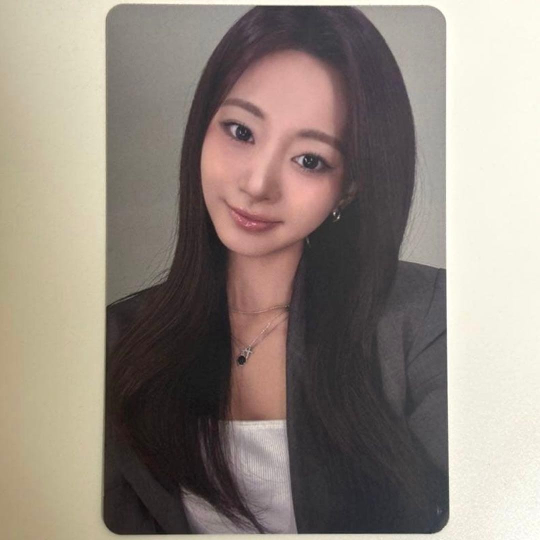TWICE JAPAN SEASON'S GREETINGS 2026 “CAPTURED MOMENTS” OFFICIAL