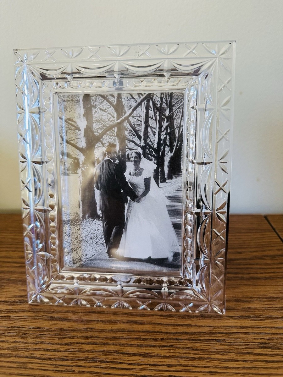 Mikasa Crystal Clear Glass For 3.5