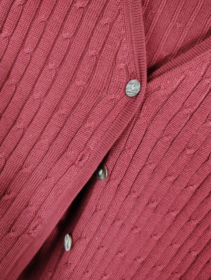 Cárdigan suéter rojo tejido con cable 100 % seda Norm Thompson para mujer mediano abotonado Foto 3 de 4