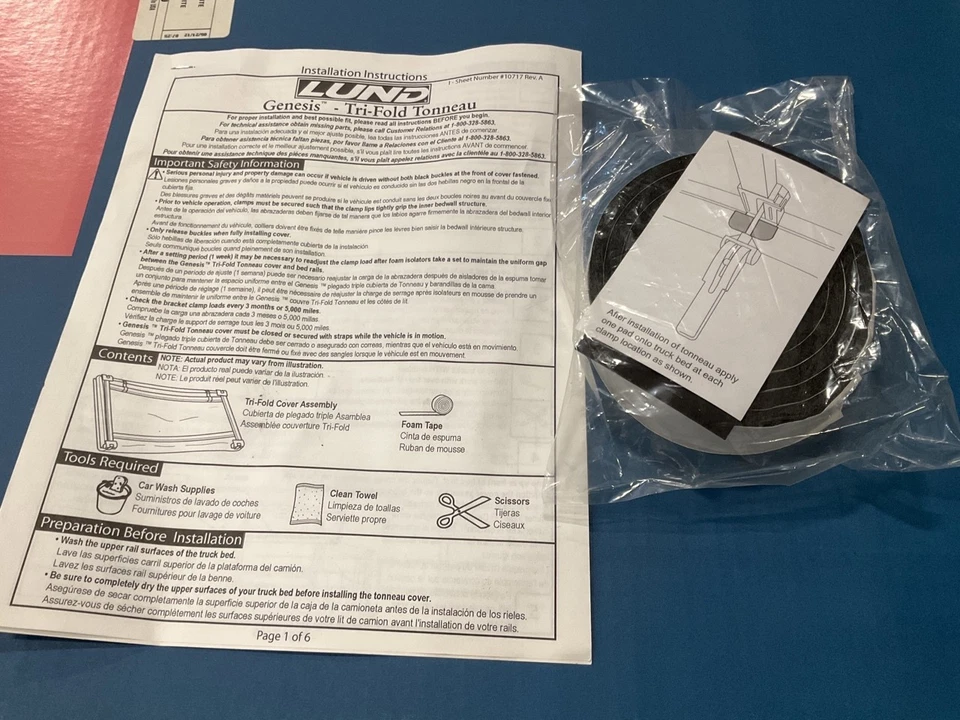 Lund 95053 Tri-Fold Tonneau 6.5' Bed Cover for 1999-07 Silverado Sierra 6'6 - Image 4 of 4