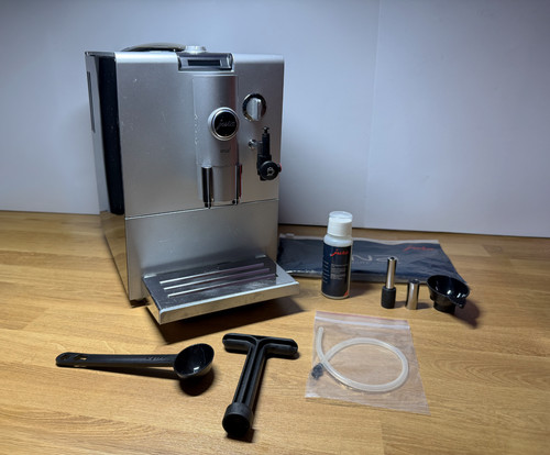 Jura ENA 5 Kaffeevollautomat, frisch gewartet, neue Dichtungen und mit Zubehör