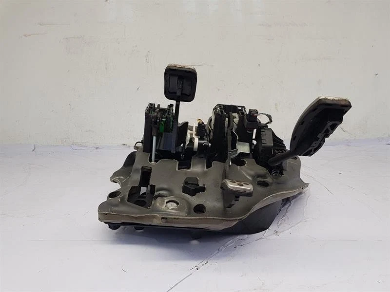 2016 VAUXHALL CORSA PEDAL BOX ASSEMBLY 1.4 PETROL B14XEJ(LDD) B14XER 39011437 - Image 2 of 4