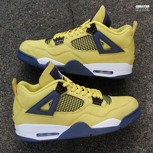 US12 Jordan 4 Retro “Lightning”