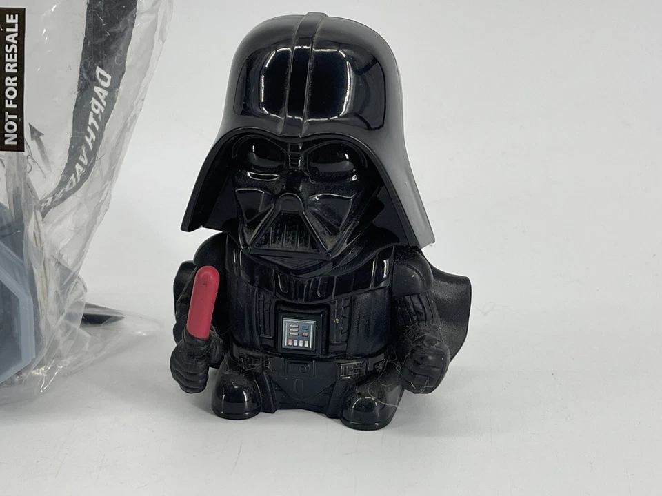 Лот винтажных фигурок McDonalds Burger King Darth Vader Star Wars 2 2005 2021 - Изображение 2 из 4