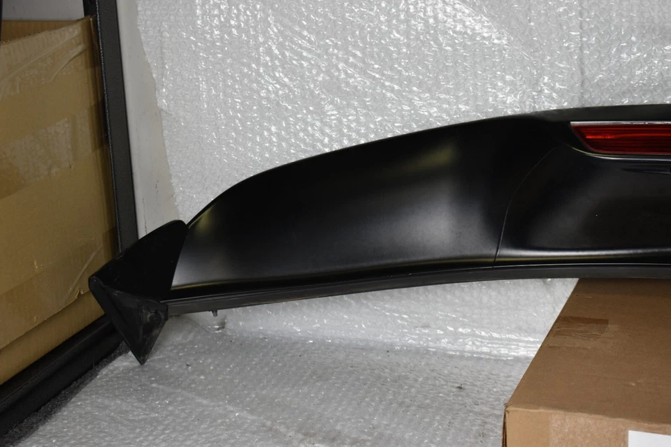 ALERÓN TRASERO PORSCHE CAYENNE PUERTA TRASERA TRASERA 2012-2018 OEM 7P5 827 934 E Foto 2 de 4