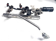 2020-2022 FORD ESCAPE 1.5L ENGINE MOTOR FUEL RAIL RAMP & INJECTOR & WIRE OEM