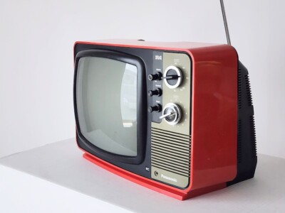 1970s Vintage Panasonic TR-622 Black-and-White TV Television 1970s Vintage Panasonic TR-622 Black-and-White TV Television