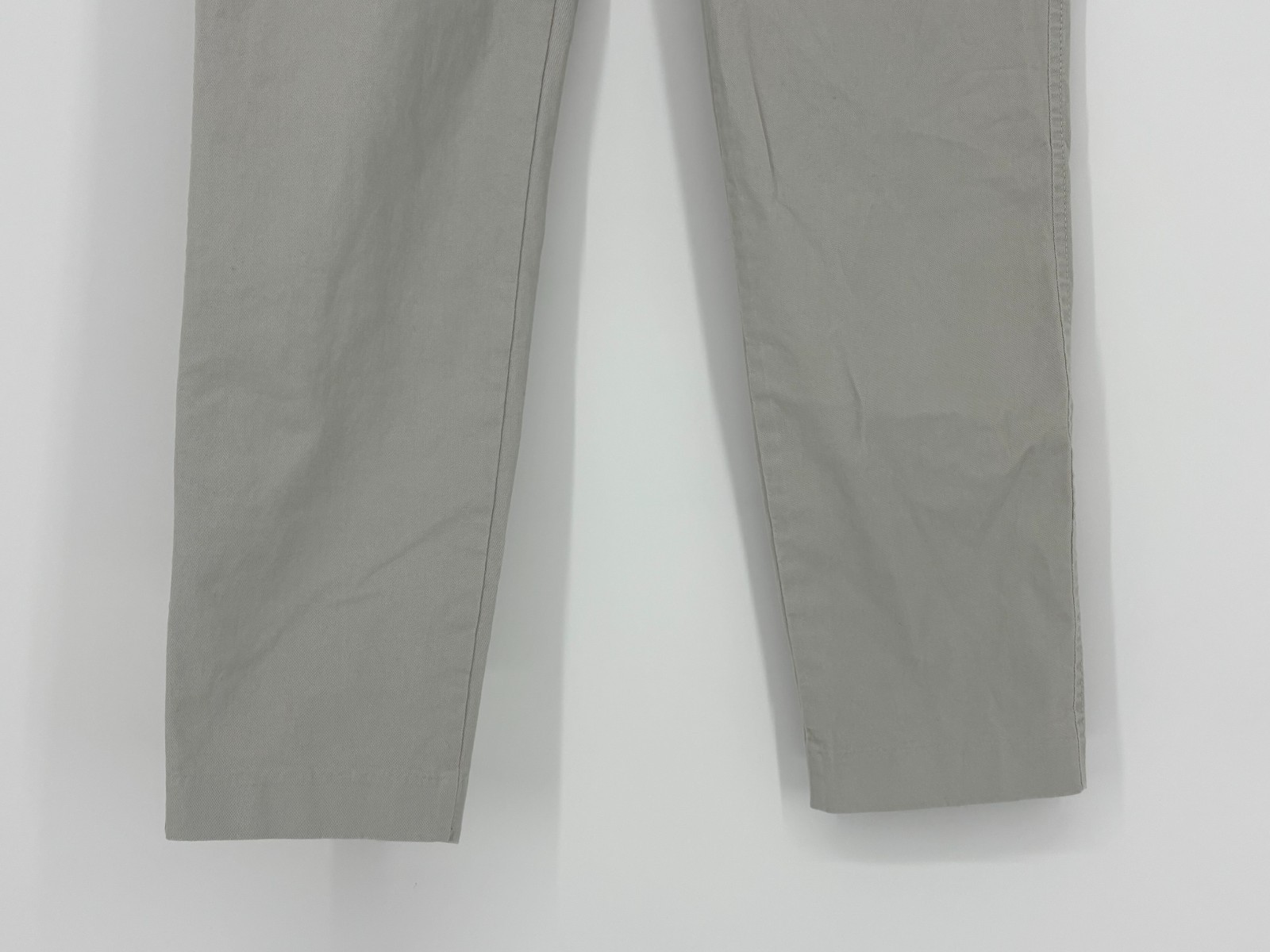 Old Navy Beige Khakis Pixie Slim Fit Cropped Ankl… - image 5