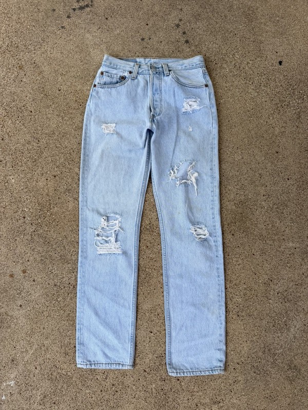 VTG Levis 501 Jeans Womens 28x32 Blue High Rise Straight Made in USA 90s 