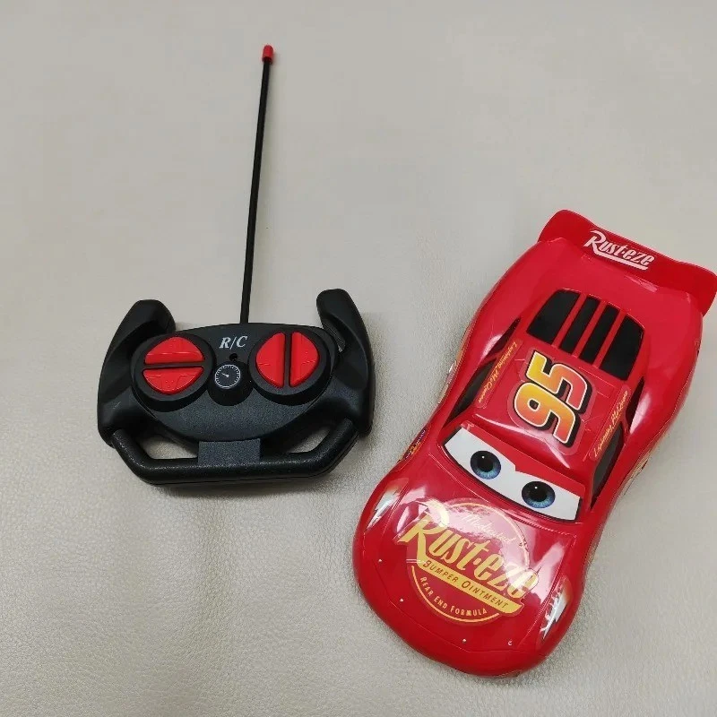 Pixar Cars Saetta McQueen Auto Radiocomandata Elettrica Bambini - Immagine 4 di 4