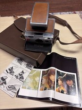 Vintage Polaroid Sx-70 Land Camera And Case