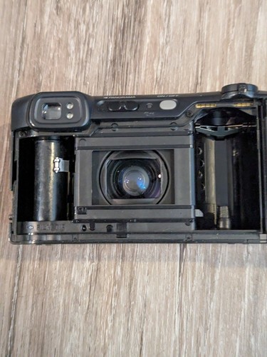 Minolta Freedom Super Action Zoom Date Camera AF 38-105mm Point & Shoot Working - Picture 18 of 24