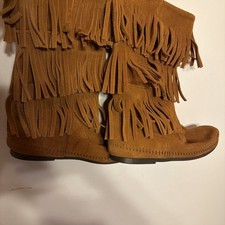 Minnetonka Moccasin 1632 Brown Suede 3 Layer Fringe Calf High Boots Womens Sz 8