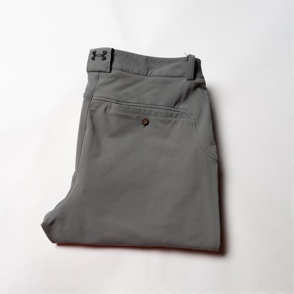 Men Under Armour Trousers Grey 34 / L / 50