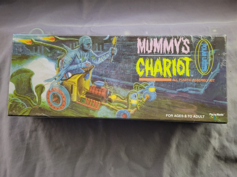 Polar Lights Mummy's Chariot Car Model Kit Glows in The Dark 1:25 Scale