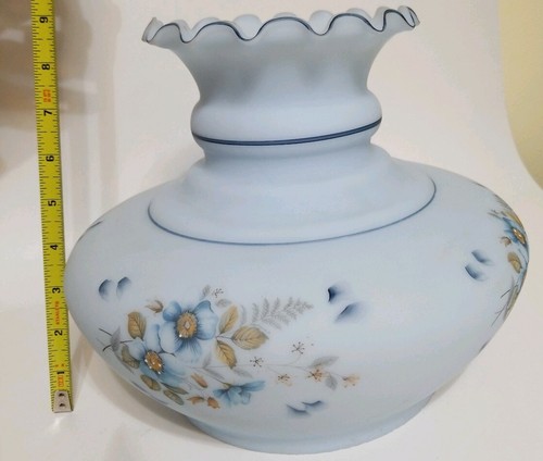 Blue Frosted Ruffle Hurricane lamp Shade Flowers 6 3/4" Fitter Vintage - Picture 3 of 7