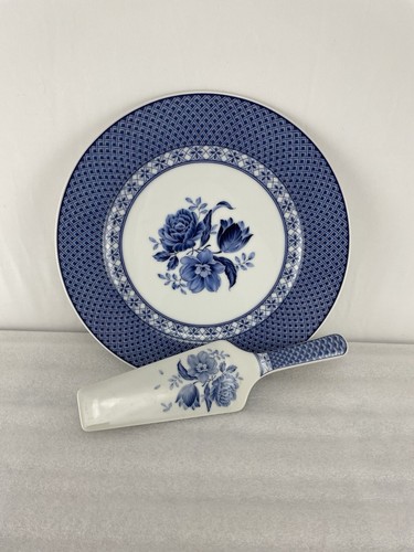 Andrea by Sadek Blue Rose Porcelain Cake Plate and Server Set - Picture 5 of 9