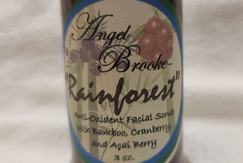 Angel Brooke "Rainforest" Foaming Exfoliators Face Scrub - Picture 2 of 5