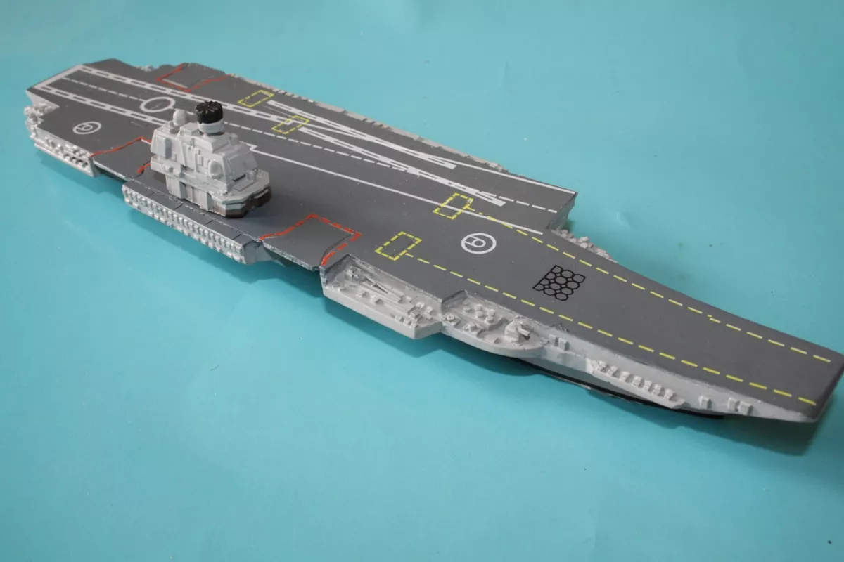Ulyanovsk Carrier from CNCollectables. New 2023 production. 1250 scale