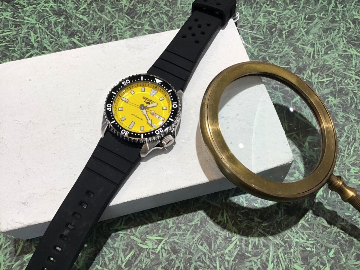 Seiko 5 sports SKX series SBSA307 NEW design of SKX399 Automatic
