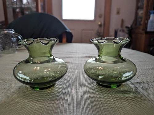 Vintage Anchor Hocking Forest Green Glass Ruffled Rim Bulb Flower Vase Set of 2