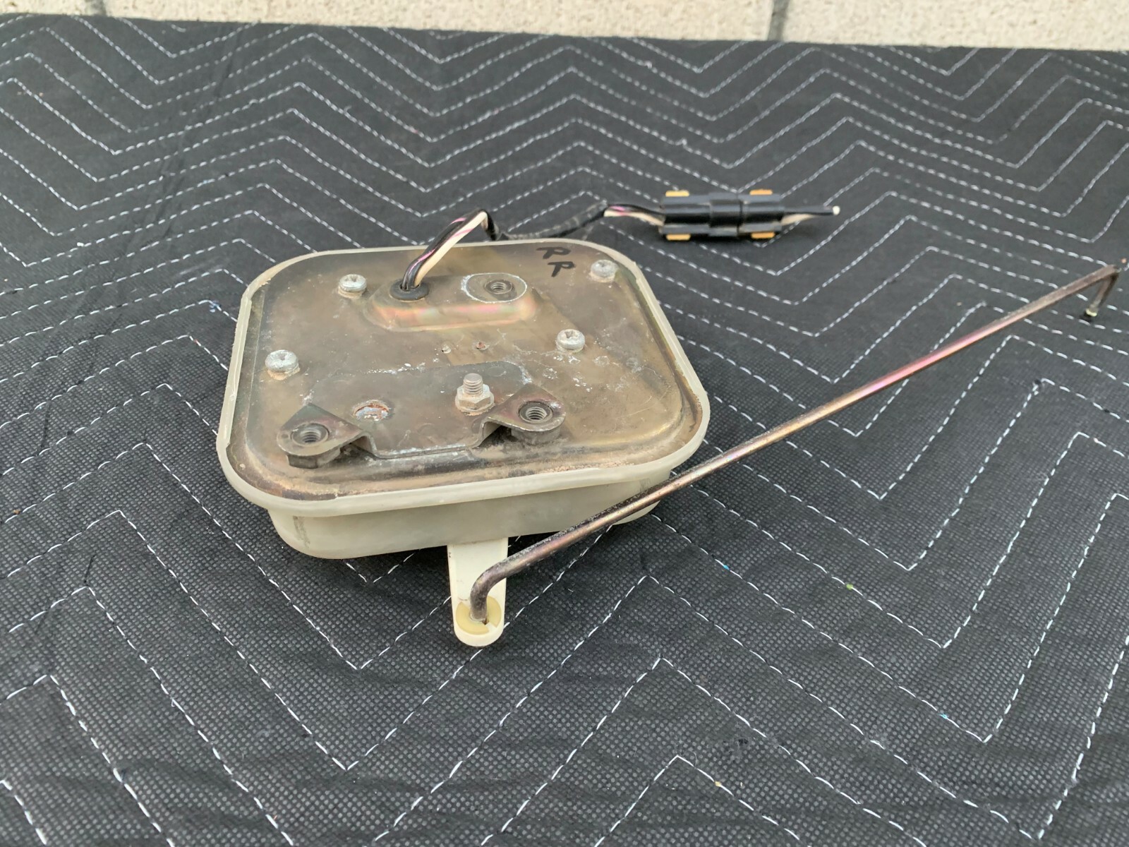 91 Bentley Eight Turbo R Rear Right Side Power Door Lock Actuator Mechanism