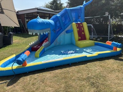 H2OGO Aufblasbarer Wasserpark Kinder Pool Rutsche Planschen Spielen Outdoor - EINMAL BENUTZT 