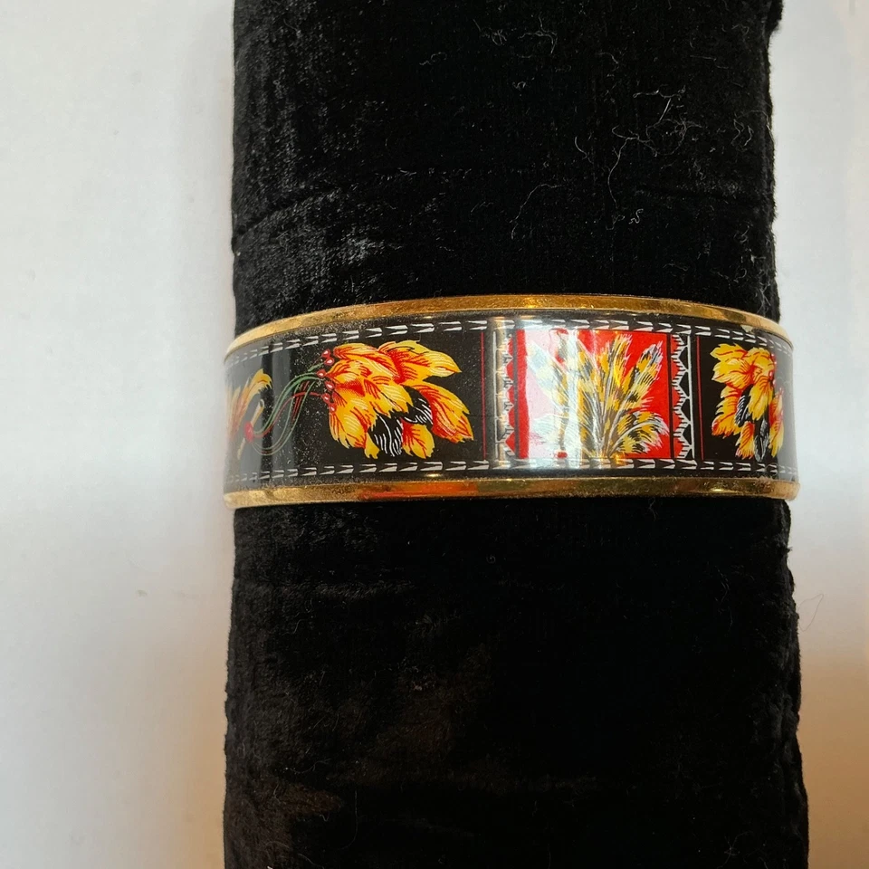 Brazalete Brazalete Ancho HERMES Esmalte PM 65 Borde Dorado, BRASIL Negro y Dorado Foto 3 de 4