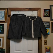 Vintage Chadwicks Sz 8 Skirt Suit Basket Weave Conservative 90's Classic Midwest