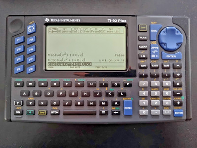 Texas Instruments TI-92 Plus voll funktiosfähig mit Zubehör
