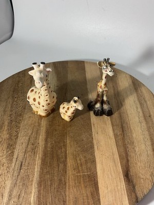 Lot Of 3 Mini Giraffe Figurines COAD Pottery Peru And One Other 1.5-3  (AA)