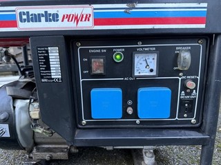 Clarke FG3000 portable petrol generator. Low starting bid grab a bargain!