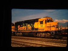 13205 VINTAGE Train Engine Photo 35mm Slide BNSF 196 GP60 FONTANA CA 1-15-17